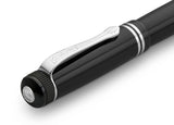 The decorative elements and proportions are based on those of the golden 1920s. This treasure of the German heyday of art, culture and science has been preserved in detail.

The fountain pen consists of more than 20 individual parts. Cap, shaft and grip section, are made of deep black acrylic (PMMA) and polished and assembled by hand.

You can choose between five nib sizes, ranging from extra fine (EF) to extra broad (BB). All nibs are made in Germany. It contains a Royal Blue ink cartridge as standard.

Ma