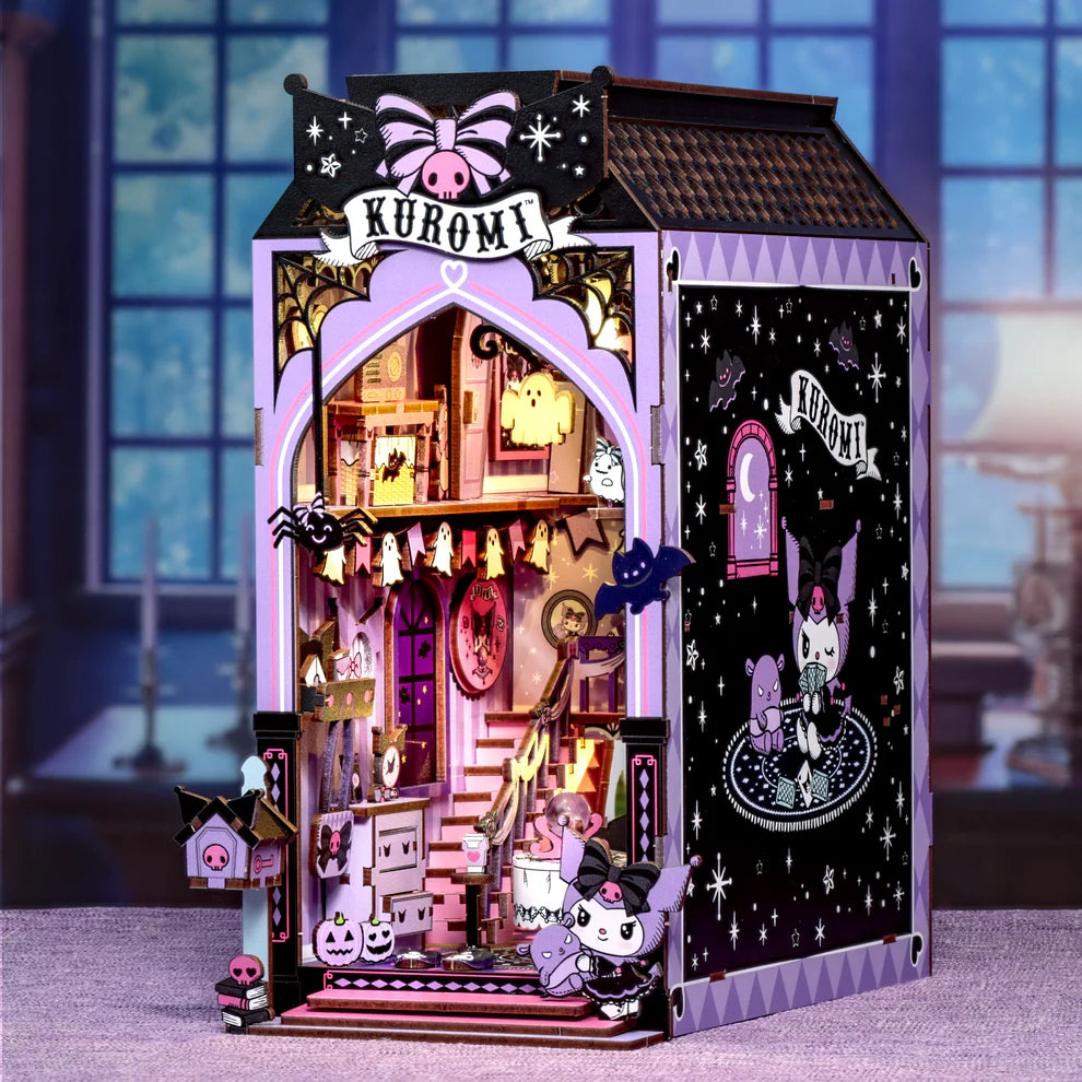 Step into the mysterious world of Kuromi! Bring her spooky fortune-telling lair to life, complete with a crystal ball, tarot cards, and eerie details that set the perfect mystical mood. This miniature scene is crafted with intricate details and comes with LED lighting to create an enchanting atmosphere on your bookshelf.
Perfect for fans of Kuromi, magic, and all things spooky, this kit offers a fun and immersive building experience that transforms any space into a cozy, mysterious hideaway. Build, decorate