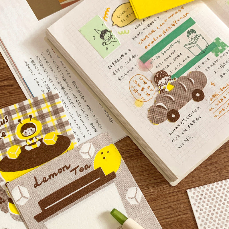 Molinta - Yellow Brown M5 Memo Pad

This includes 4 different designs that were created through a risograph printing process to achieve a nostalgic feel. The colors vary in depth, and the images on each sheet will have slight color registration deviations which is the unique feature of RISO printing.

Specifications: 80mmx120mm
Material: 100g cotton paper

Number of pages: 16