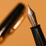 The Lovina Graphite and Matira Quarts combines a sleek, muted design with the durability needed for daily use. Its high-quality build makes it a dependable choice for your everyday writing.