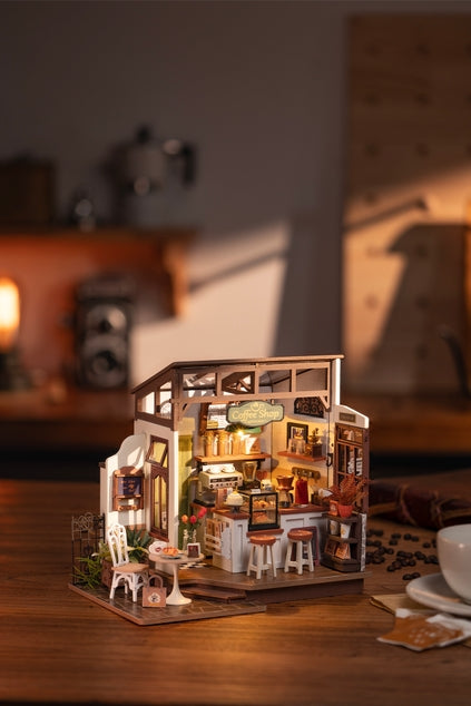 No. 17 Café Diy Miniature House Kit