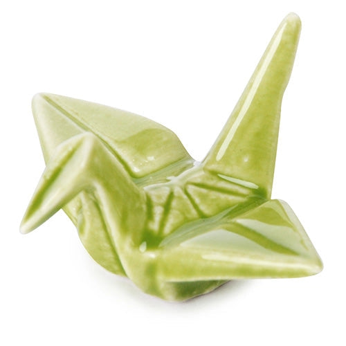 These cute ceramic rests are a perfect stationery addition to your desk! Use them for pens, paint brushes, or take them to your kitchen as a chopstick rest!

Size:2"L
Material: Porcelain