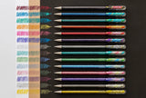 The Dual Metallic is a playful ballpoint pen with two sparkles in one line.
Because the ink and glitter colors are different, they produce colors that can be seen depending on the angle of light and the color of the background.
White paper has a delicate shimmer, and black paper has a deep, fantastic brilliance. With just one pen, you can create a variety of expressions that attract the viewer's heart.

It is finished in a set case made of paper material with a glittering hologram finish. Inside the case, t