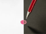 The Dual Metallic is a playful ballpoint pen with two sparkles in one line.
Because the ink and glitter colors are different, they produce colors that can be seen depending on the angle of light and the color of the background.
White paper has a delicate shimmer, and black paper has a deep, fantastic brilliance. With just one pen, you can create a variety of expressions that attract the viewer's heart.

It is finished in a set case made of paper material with a glittering hologram finish. Inside the case, t