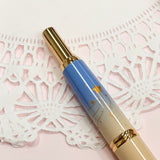 To commemorate 36 years of Kin Chi, this exclusive Pilot Capless “Starry Dawn” captures the quiet magic of the moment when night begins to surrender to morning.

Its softly layered colors move from pale blue through warm golden yellow and into a vivid morning blue, echoing the changing sky just before sunrise. Against the clouds, a radiant golden sun emerges while a scattering of stars still lingers above, an in-between moment where night and day meet.