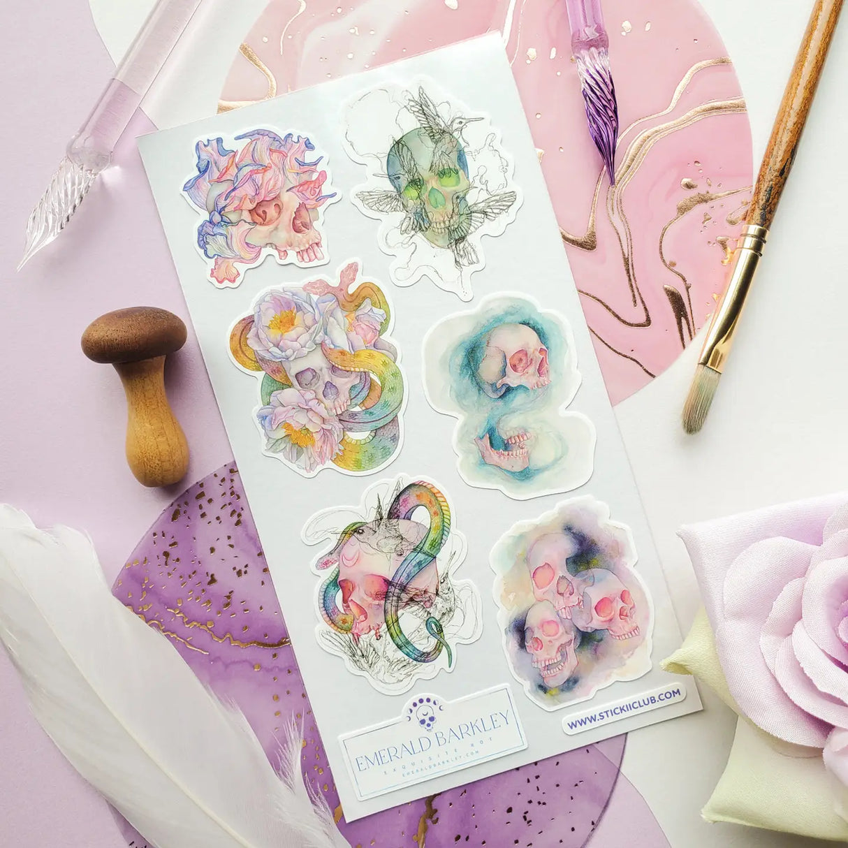 🌸💀 Life after looks absolutely stunning in @emeraldbarkley’s mesmerizing memento mori set. Delicate florals, hummingbirds, and serpents weave through bone to create a lush world where life and death bloom side by side. Dark, dreamy, and a touch hypnotic — we can’t stop staring.
