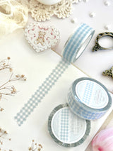 leelajournals Scalloped Plaid Washi Tape

♡ scalloped plaid die cut washi tape

♡ perfect for layering or adding a decorative touch to your journaling!

♡ 16mm wide&nbsp;- die cut washi is very delicate, careful when unraveling!

♡ all washi is 10m long

Illustrated &amp; designed by Aarti from @leelajournals. Colors may vary from screen to screen and real life to photo.&nbsp;