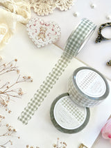 leelajournals Scalloped Plaid Washi Tape

♡ scalloped plaid die cut washi tape

♡ perfect for layering or adding a decorative touch to your journaling!

♡ 16mm wide&nbsp;- die cut washi is very delicate, careful when unraveling!

♡ all washi is 10m long

Illustrated &amp; designed by Aarti from @leelajournals. Colors may vary from screen to screen and real life to photo.&nbsp;