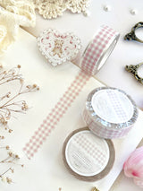 leelajournals Scalloped Plaid Washi Tape

♡ scalloped plaid die cut washi tape

♡ perfect for layering or adding a decorative touch to your journaling!

♡ 16mm wide&nbsp;- die cut washi is very delicate, careful when unraveling!

♡ all washi is 10m long

Illustrated &amp; designed by Aarti from @leelajournals. Colors may vary from screen to screen and real life to photo.&nbsp;