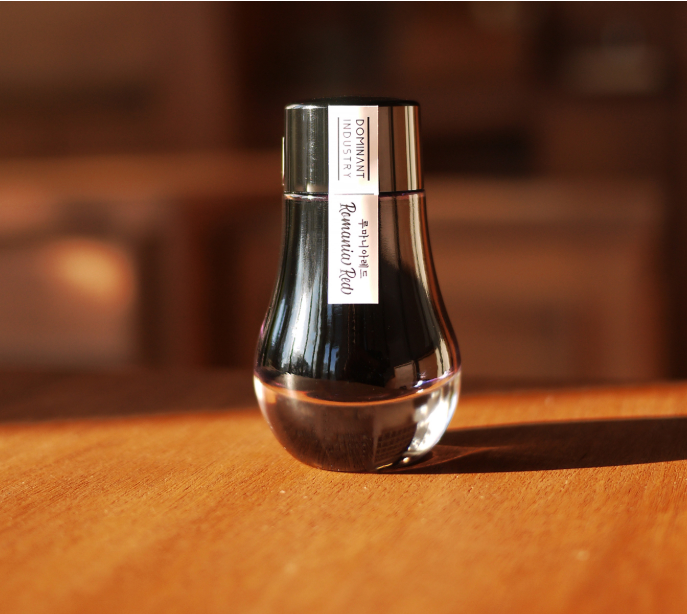 Dominant Industry Standard Ink 25ml - Romania Red