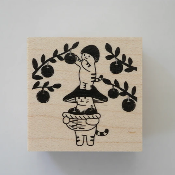 4legs Wooden Stamp - Apple Picking