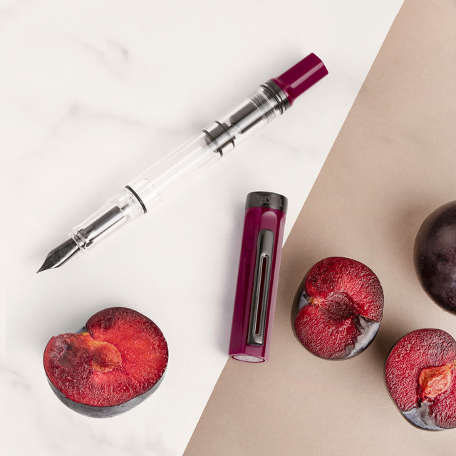 TWSBI ECO Plum with Onyx Fountain Pen