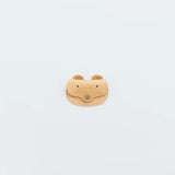 A coin purse with a bear&nbsp;motif.

It is small enough to carry in your pocket when you are out and about. Compact and sturdy, it can be used for many years and has a cute design that adds a nice accent to its appearance.

Size: W11×H6.5cm
Leather Products
We use natural leather. While we avoid pieces with damage that could cause tearing, natural marks, wrinkles, and other characteristics are part of the leather’s charm and may be present on the product. Even within the same type of leather, color, thickn