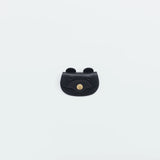 A coin purse with a bear&nbsp;motif.

It is small enough to carry in your pocket when you are out and about. Compact and sturdy, it can be used for many years and has a cute design that adds a nice accent to its appearance.

Size: W11×H6.5cm
Leather Products
We use natural leather. While we avoid pieces with damage that could cause tearing, natural marks, wrinkles, and other characteristics are part of the leather’s charm and may be present on the product. Even within the same type of leather, color, thickn