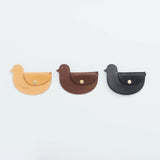 A wallet with a bird motif.

It is durable and can be used for many years, and the design is cute and makes a nice accent.

Size: W17×H12.5cm
Leather Products
We use natural leather. While we avoid pieces with damage that could cause tearing, natural marks, wrinkles, and other characteristics are part of the leather’s charm and may be present on the product. Even within the same type of leather, color, thickness, and texture may vary.
Please be careful to avoid stains or color transfer from water exposure.
