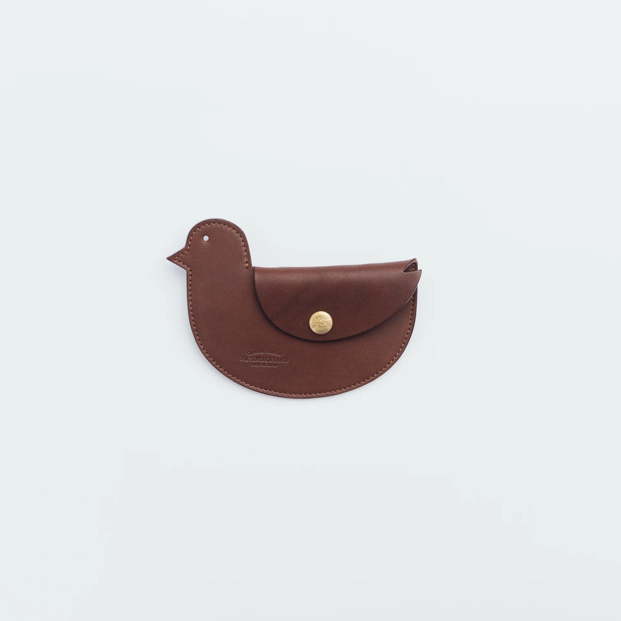 A wallet with a bird motif.

It is durable and can be used for many years, and the design is cute and makes a nice accent.

Size: W17×H12.5cm
Leather Products
We use natural leather. While we avoid pieces with damage that could cause tearing, natural marks, wrinkles, and other characteristics are part of the leather’s charm and may be present on the product. Even within the same type of leather, color, thickness, and texture may vary.
Please be careful to avoid stains or color transfer from water exposure.