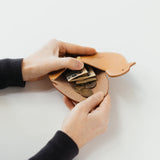 A wallet with a bird motif.

It is durable and can be used for many years, and the design is cute and makes a nice accent.

Size: W17×H12.5cm
Leather Products
We use natural leather. While we avoid pieces with damage that could cause tearing, natural marks, wrinkles, and other characteristics are part of the leather’s charm and may be present on the product. Even within the same type of leather, color, thickness, and texture may vary.
Please be careful to avoid stains or color transfer from water exposure.