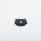 A coin purse with a dog motif.

It is small enough to carry in your pocket when you are out and about. Compact and sturdy, it can be used for many years, and the design is cute and makes a nice accent.