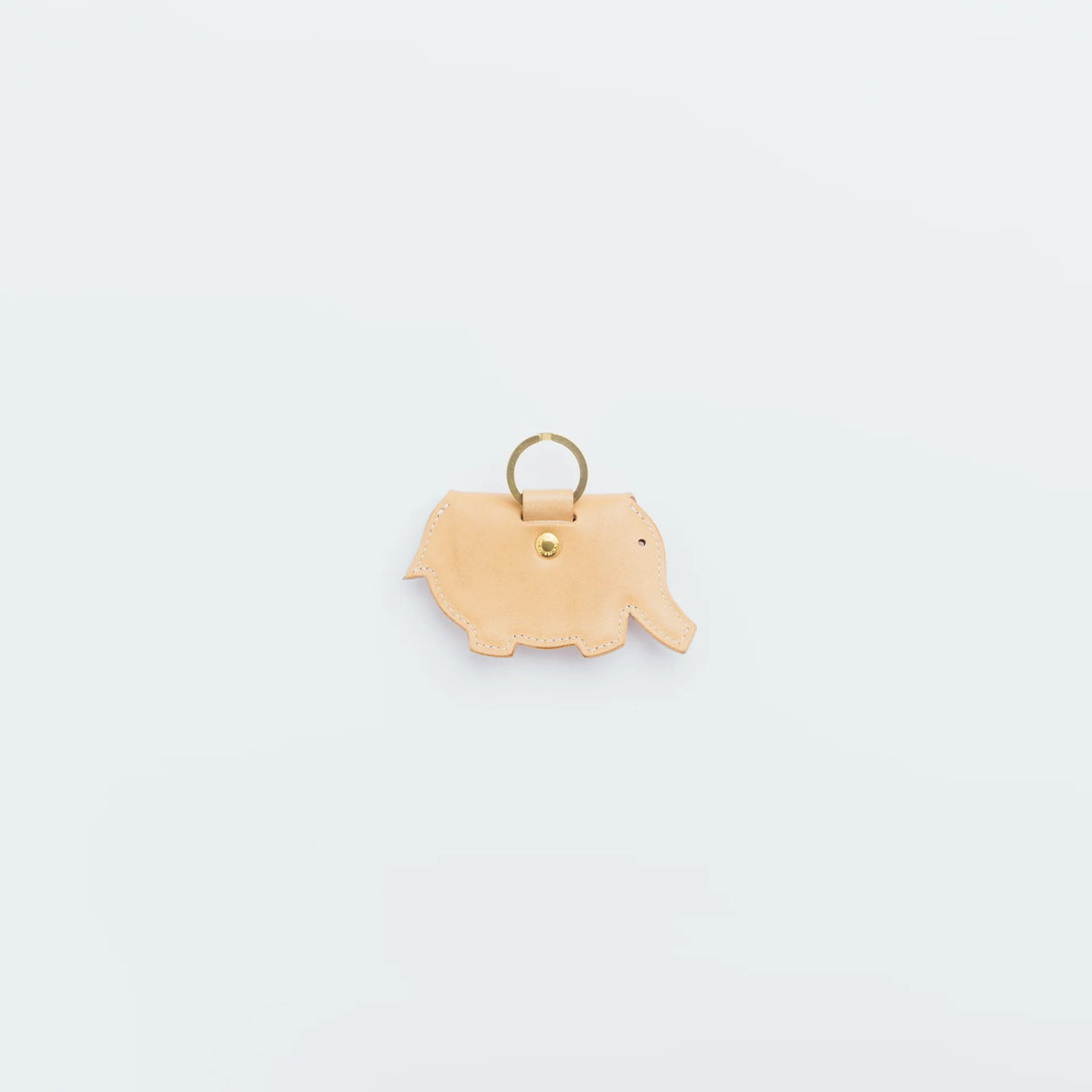 A coin purse with a elephant motif.

It is small enough to carry in your pocket when you are out and about. Compact and sturdy, it can be used for many years, and the design is cute and makes a nice accent.