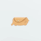 A wallet with a elephant motif.

It is durable and can be used for many years, and the design is cute and makes a nice accent.

Size: W17×H12.5cm
Leather Products
We use natural leather. While we avoid pieces with damage that could cause tearing, natural marks, wrinkles, and other characteristics are part of the leather’s charm and may be present on the product. Even within the same type of leather, color, thickness, and texture may vary.
Please be careful to avoid stains or color transfer from water exposu
