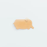 A wallet with a elephant motif.

It is durable and can be used for many years, and the design is cute and makes a nice accent.

Size: W17×H12.5cm
Leather Products
We use natural leather. While we avoid pieces with damage that could cause tearing, natural marks, wrinkles, and other characteristics are part of the leather’s charm and may be present on the product. Even within the same type of leather, color, thickness, and texture may vary.
Please be careful to avoid stains or color transfer from water exposu