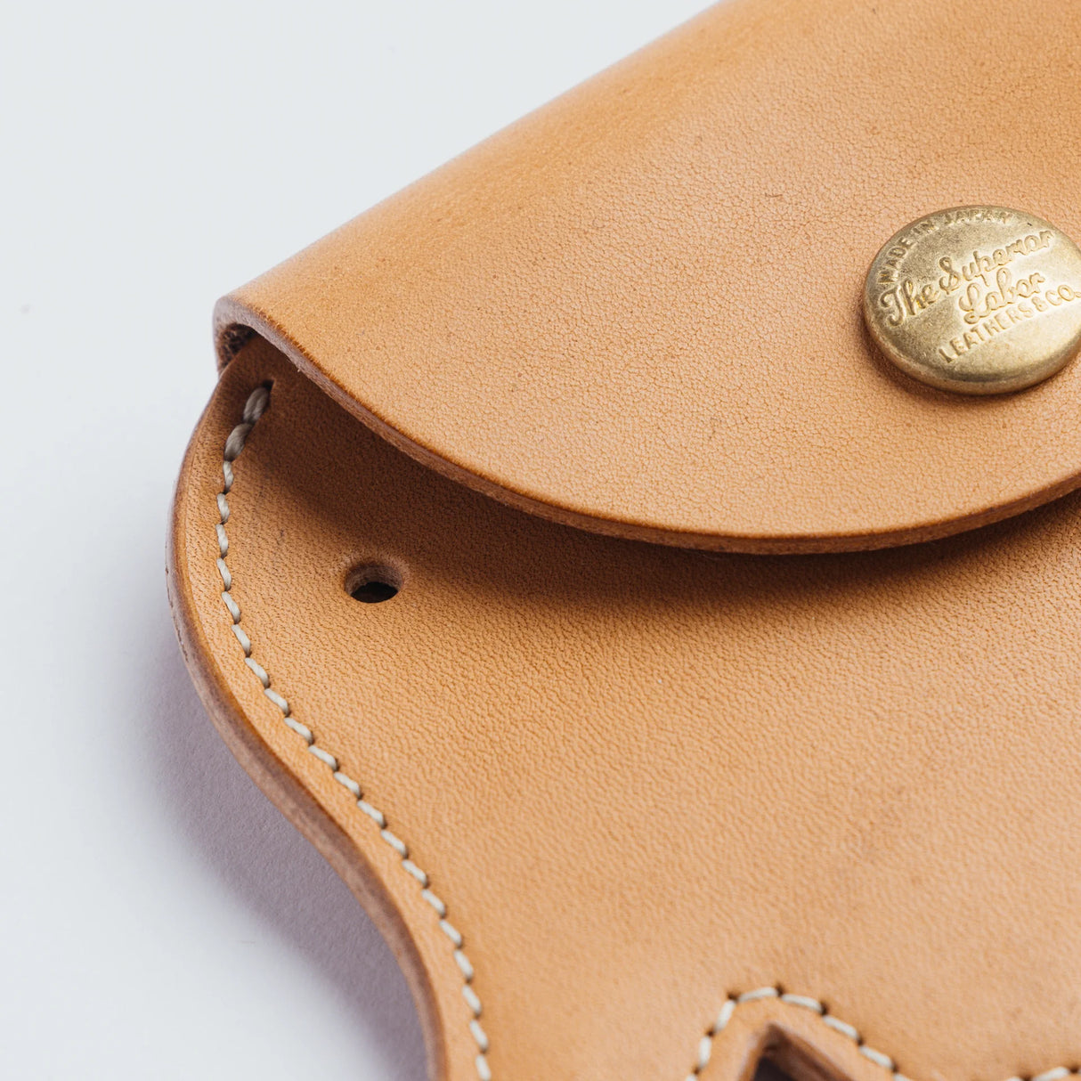 A wallet with a elephant motif.

It is durable and can be used for many years, and the design is cute and makes a nice accent.

Size: W17×H12.5cm
Leather Products
We use natural leather. While we avoid pieces with damage that could cause tearing, natural marks, wrinkles, and other characteristics are part of the leather’s charm and may be present on the product. Even within the same type of leather, color, thickness, and texture may vary.
Please be careful to avoid stains or color transfer from water exposu