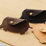 The SUPERIOR LABOR Elephant Purse

A wallet with a elephant motif.

It is durable and can be used for many years, and the design is cute and makes a nice accent.

Size: W17×H12.5cm