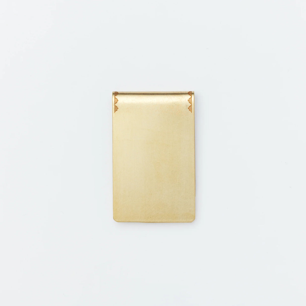 Brass paper clips are useful for organizing documents.

As you use it, the brass will develop a natural patina over time—enjoy the changing character that comes with age.

Color: The color you see on your screen may differ from the actual product.

Brass Products

Due to the nature of brass, some areas may appear slightly tarnished during manufacturing.
We use solid brass, which develops a natural patina over time. Please enjoy this aging process as part of the product’s character.
If you wish to remove tar