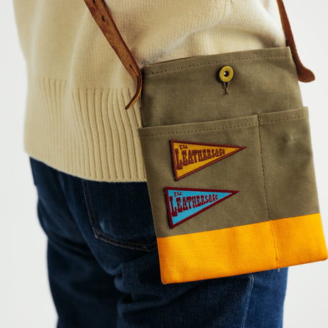 The SUPERIOR LABOR Patch - Flag

TSL original patch. Perfect to decorate your bag, clothes, or journals!

Size: 4.5cm×9cm

Canvas Products
Painted areas may be affected by friction or water, which can cause color transfer. Please handle with care.
