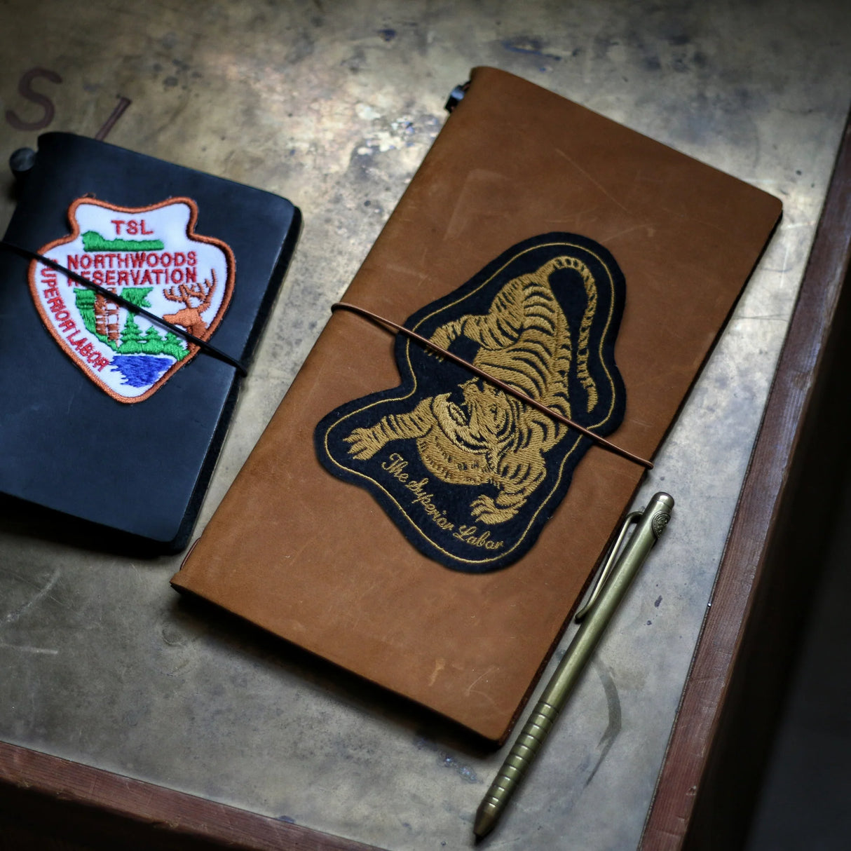 TSL original patch. Perfect to decorate your bag, clothes, or journals!

Size: W 9×H 13cm

Canvas Products
Painted areas may be affected by friction or water, which can cause color transfer. Please handle with care.