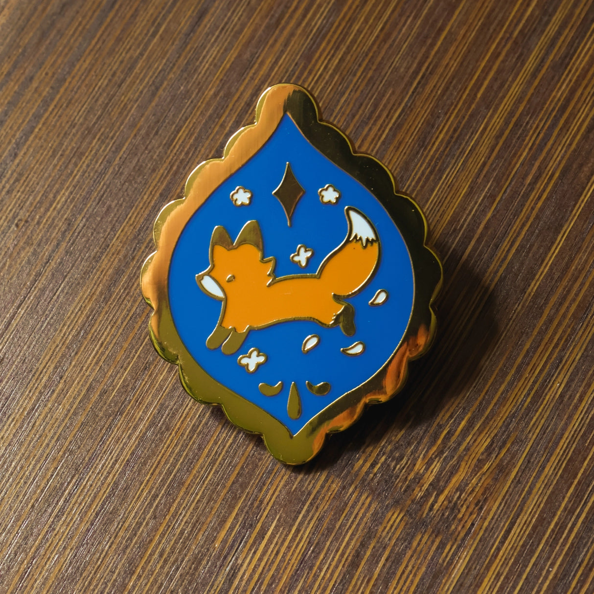 The pin size is roughly 1.5" inch

The pins have butterfly clutches to make them extra secure. You pin them to your jacket, fabric bag, or hat. The pins will be mailed in a padded envelope for additional protection.

Please consider monitor calibrations are all different. The color you see might slightly differ from the photo.