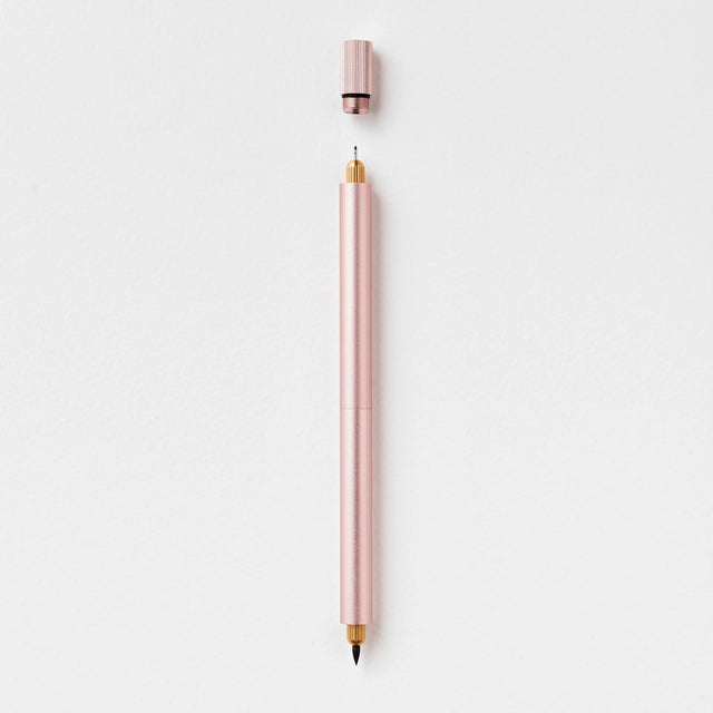 Tom's Studio - Lumos Pro Duo Refillable Pen - Blush

A beautiful and infinitely refillable fineliner, writing, and brush pen, including 9 professional artist's tips and 2 writing tips.