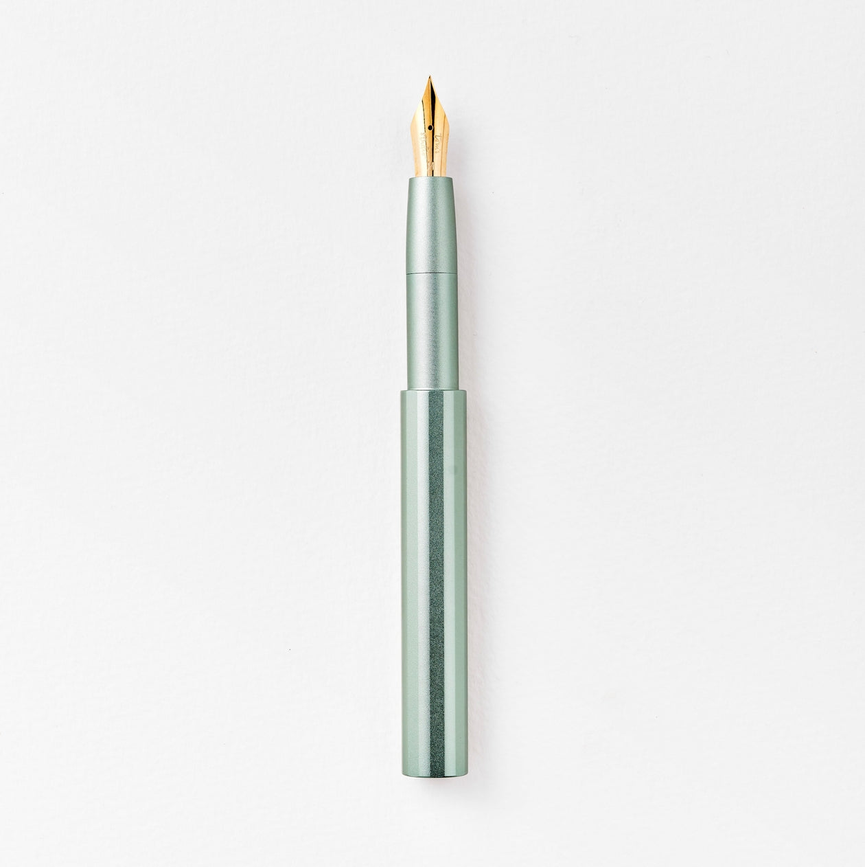 Tom's Studio - The Studio Pocket Fountain Pen 2.0 - Sage