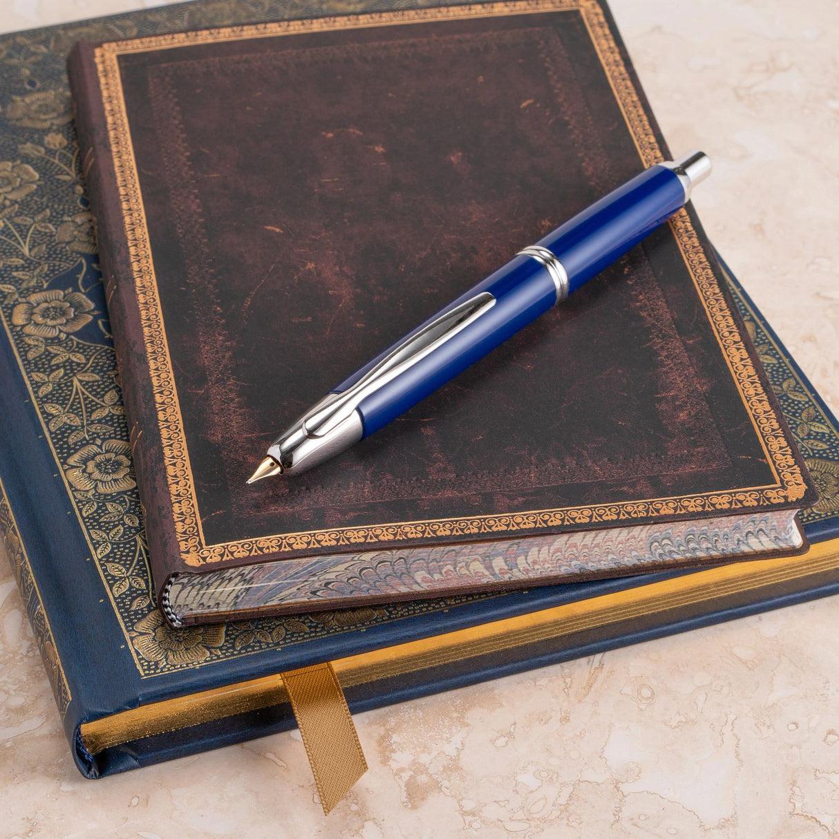 Pilot Vanishing Point Fountain Pen - Blue