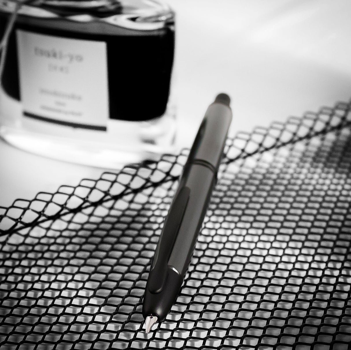 Pilot Vanishing Point Fountain Pen - Gun Metal Black Matte