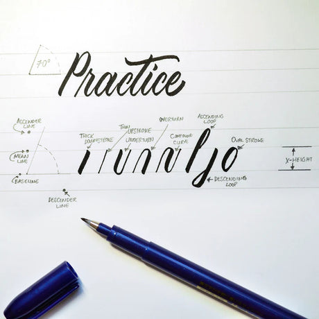 Whether you are doing traditional lettering, illustrations, or manga. Zebra Brush pens are the tool for you offering deep rich black color and varying lines widths depending on applied pressure.