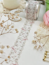 ♡ bows & lace die cut washi tape

♡ 27mm wide - die cut washi is very delicate, careful when unraveling!

♡ all washi is 10m long