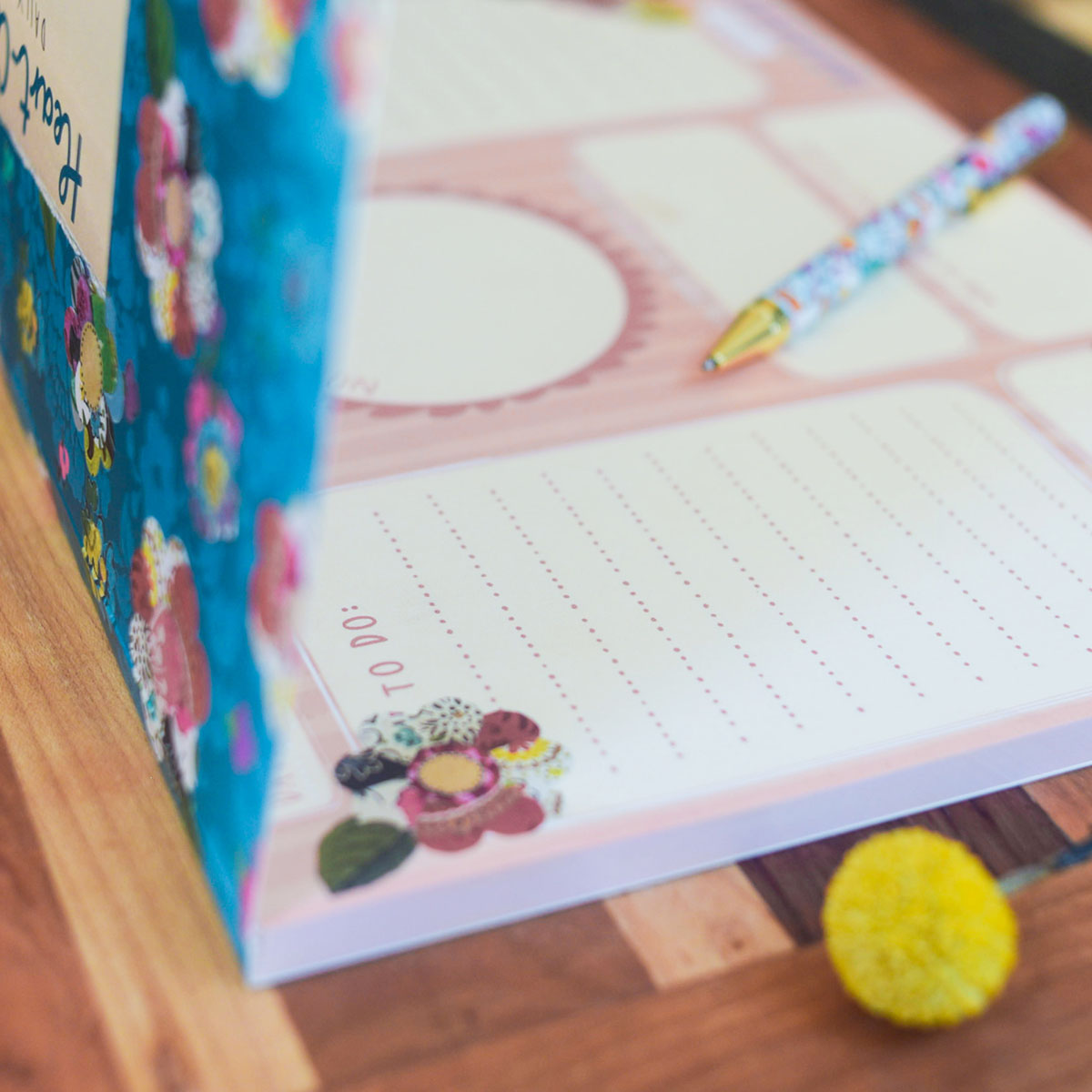 Bloom Wild Daily Planner Notepad