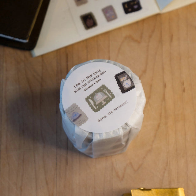 Washi sticker roll - it's like endless stickers, sort of!

Measurements: 50 mm x 5m