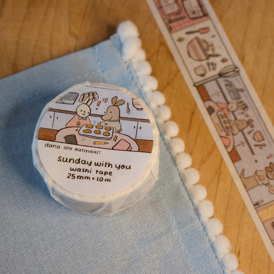 Spend a lovely weekend with Felix the Bunny and Bumi the Doxie

25 mm x 10m washi tape