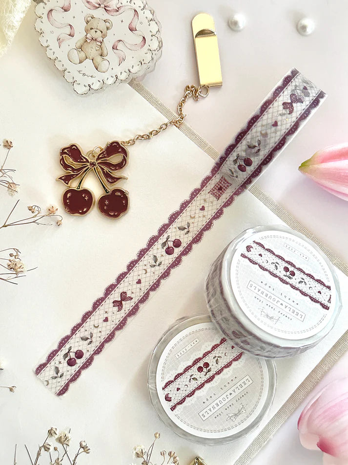 ♡ cherry red lace washi tape - gold foiled stars detailing

♡ x1 washi tape

♡ 10m long

♡ 16mm width