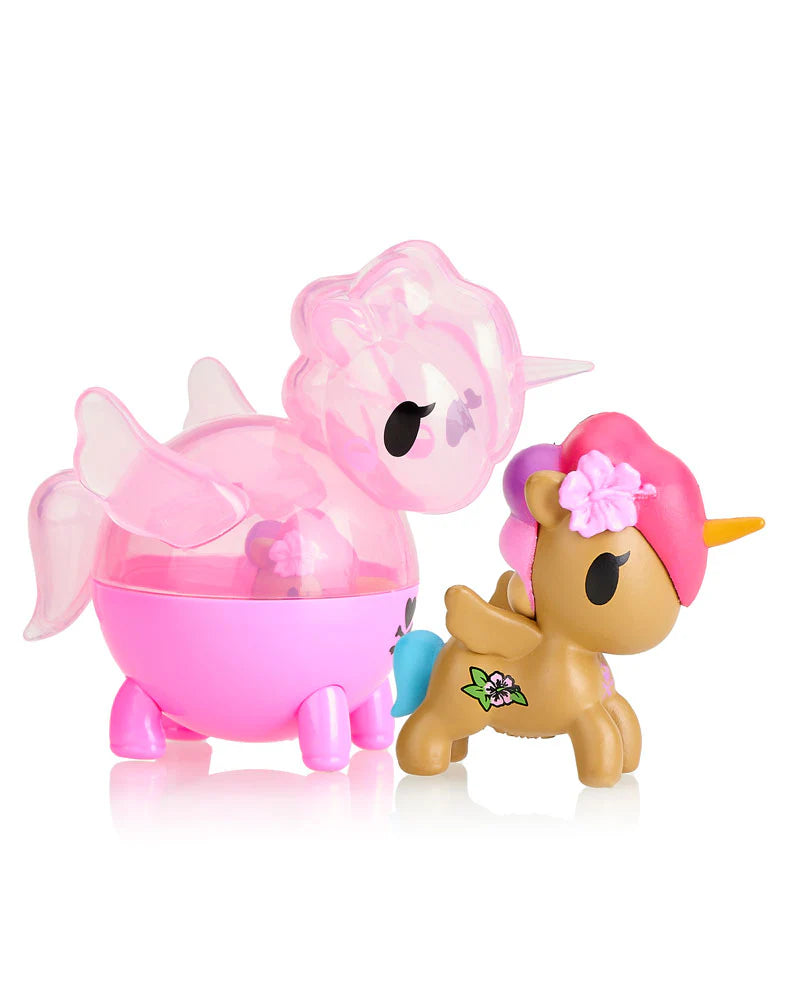 Capsule Cuties Unicornos love surprises and they’re ready to bring some excitement to your day with the Capsule Cuties Unicorno Blind Box! Each adorable Unicorno capsule comes with a mini tokidoki Unicorno inside! Experience all the fun of capsule toys with Capsule Cuties Unicorno Blind Box!
