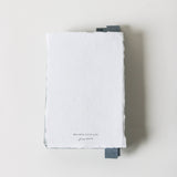 Un gran libro de notas importantes (páginas blancas)